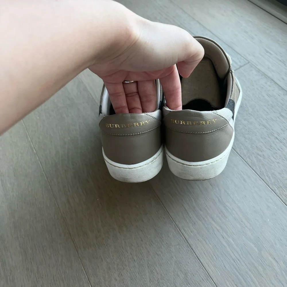 Burberry Salmond Check Low Top Sneaker - Picture 4 of 4